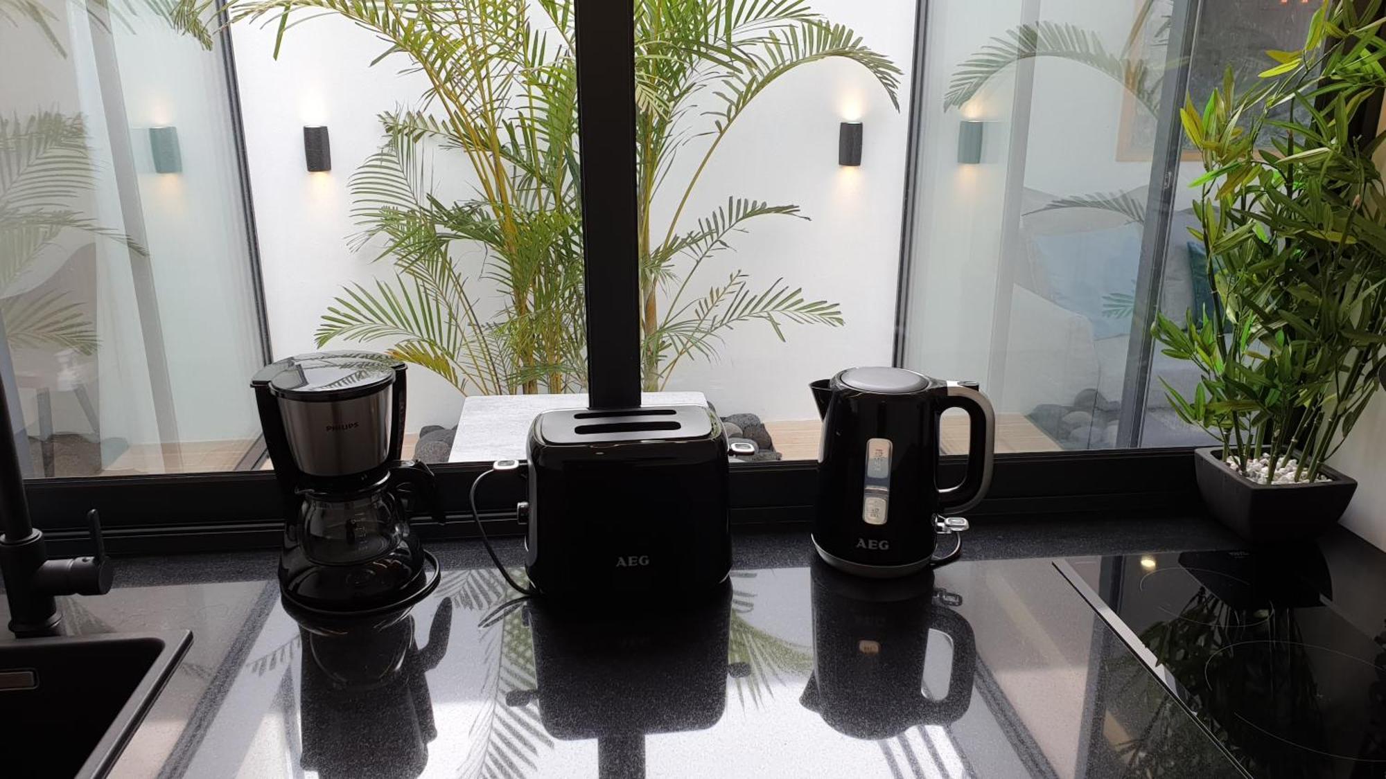 Home At Azores - Oasis House São Roque 部屋 写真